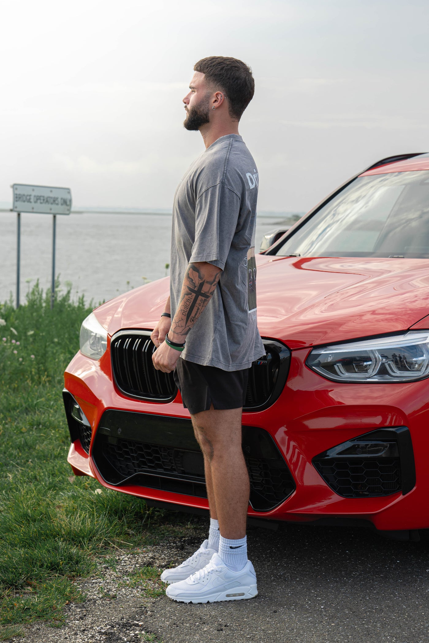 Ocean Drive Vintage Wash Premium Tee (Pirate Gray)